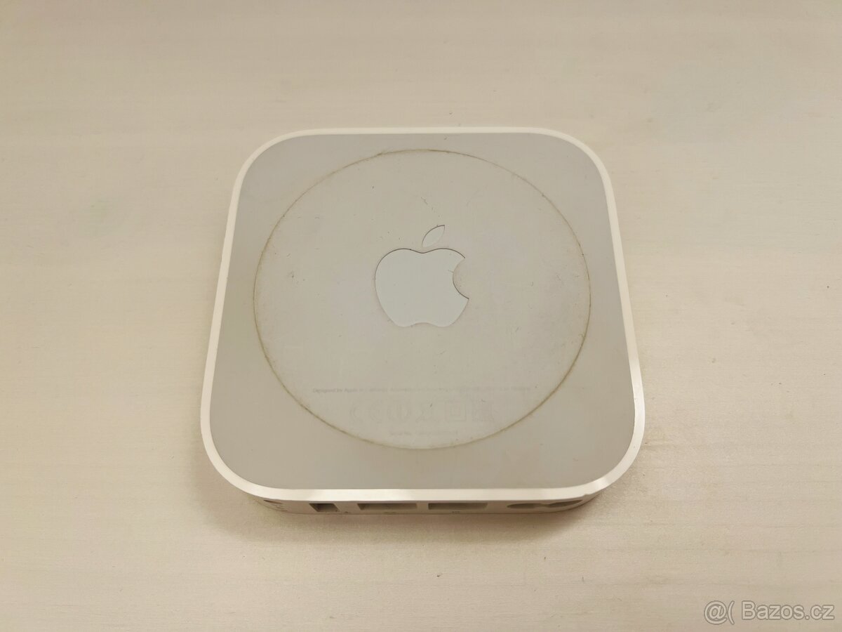 Apple AirPort Express (802.11n) Wi-Fi Router + AirPlay - 7