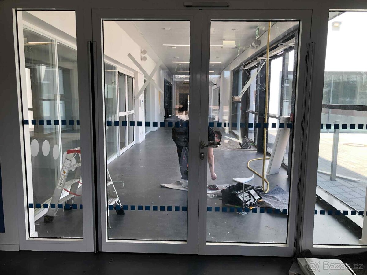 Montér-Okna, Dveře-Fasády - 7