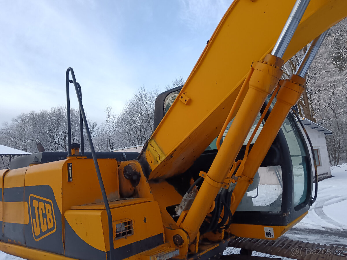 Pásový bagr JCB JS 210 L - 7