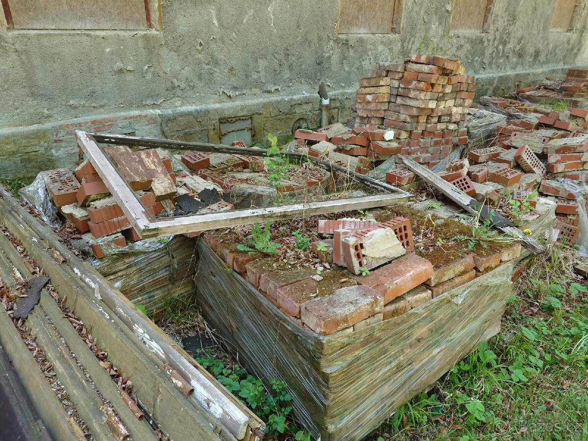 Cihly - plné,děrované,klinker - 7