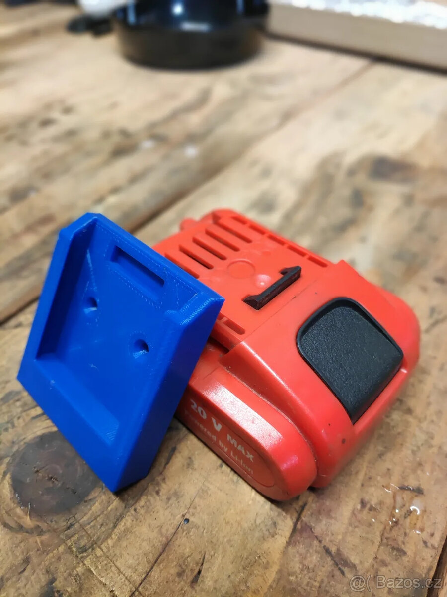 Držák na baterie Hecht - 7