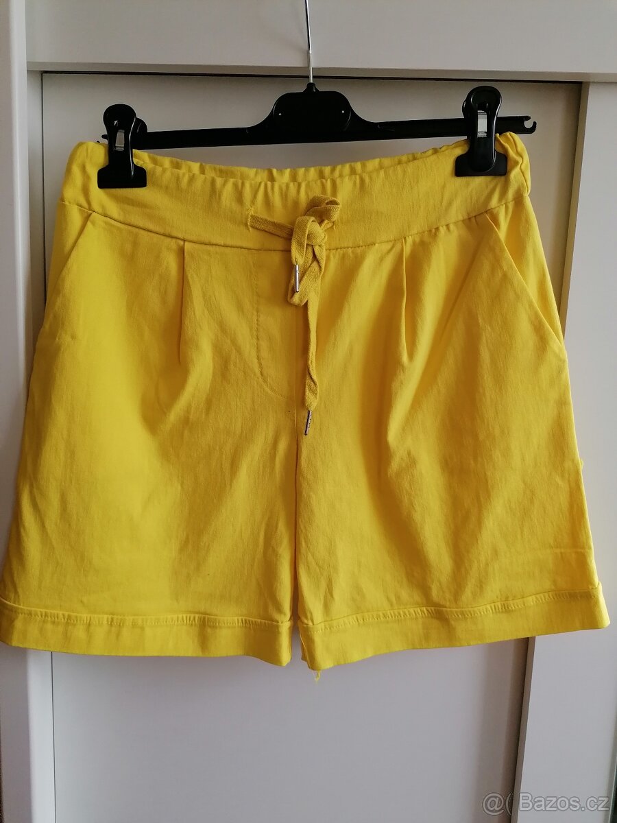 Kraťasy více barev - 7
