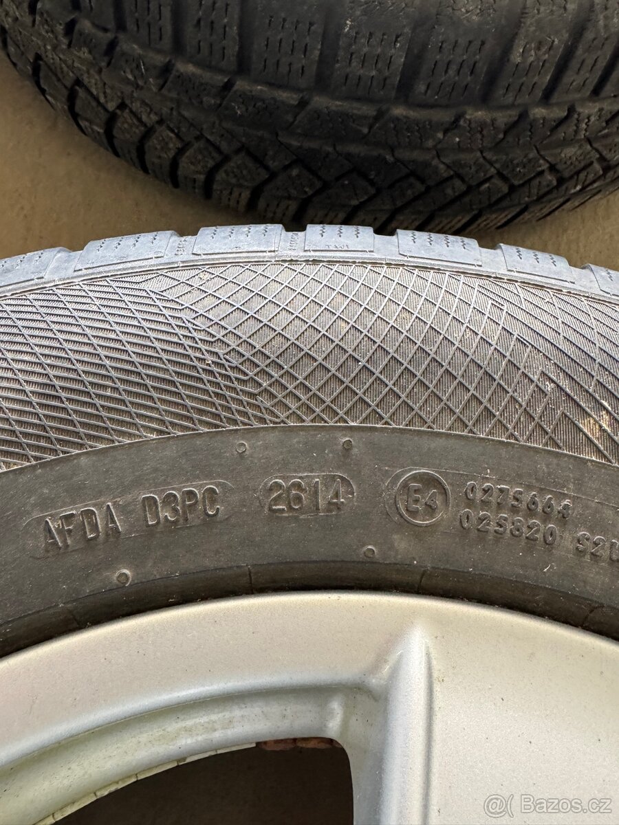 Suzuki Vitara kola - 7