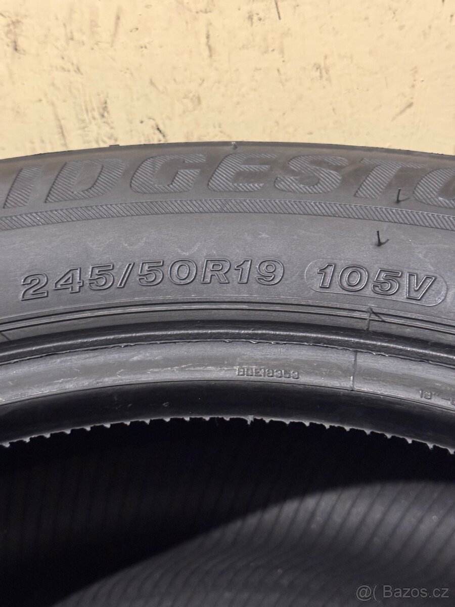Zimní pneu 245/50/19 Bridgestone Blizzak LM 001 - 7