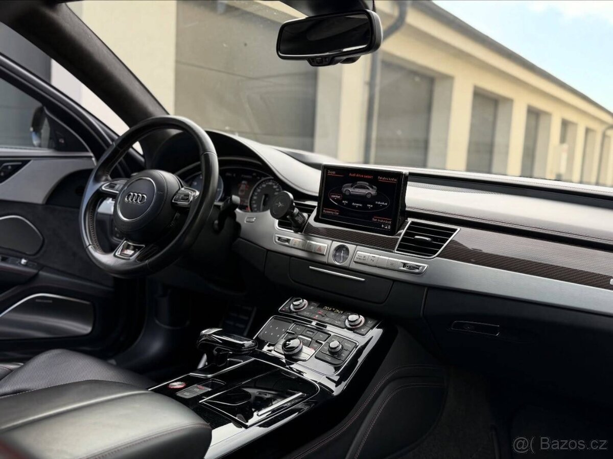 Audi S8 PLUS / Panorama / BangOlufsen - 7
