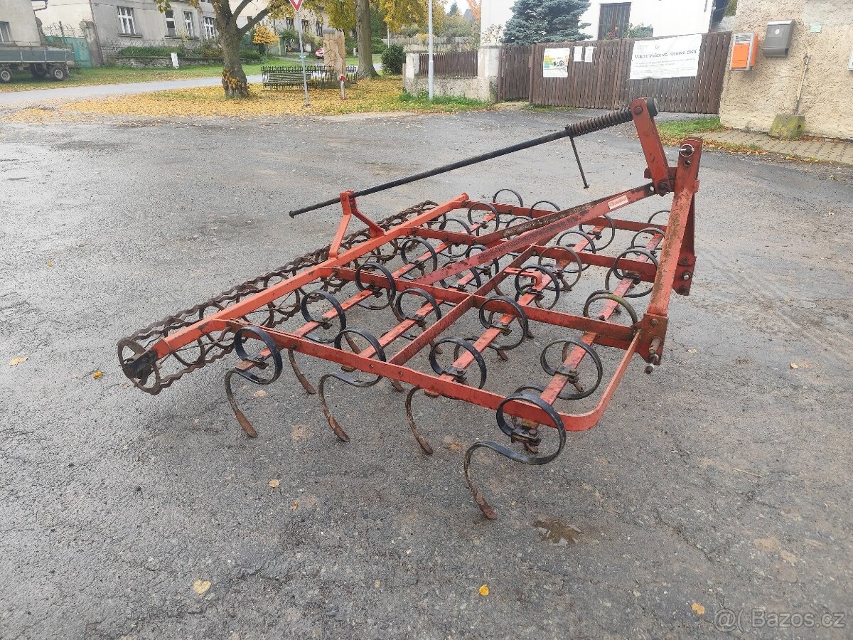 Nesený kultivátor Kongskilde - 7