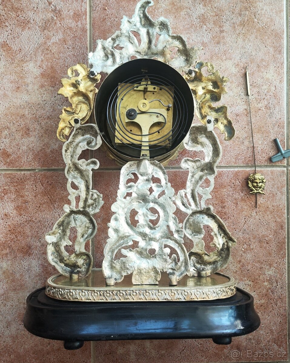 krásné rokokové krbové hodiny - 7