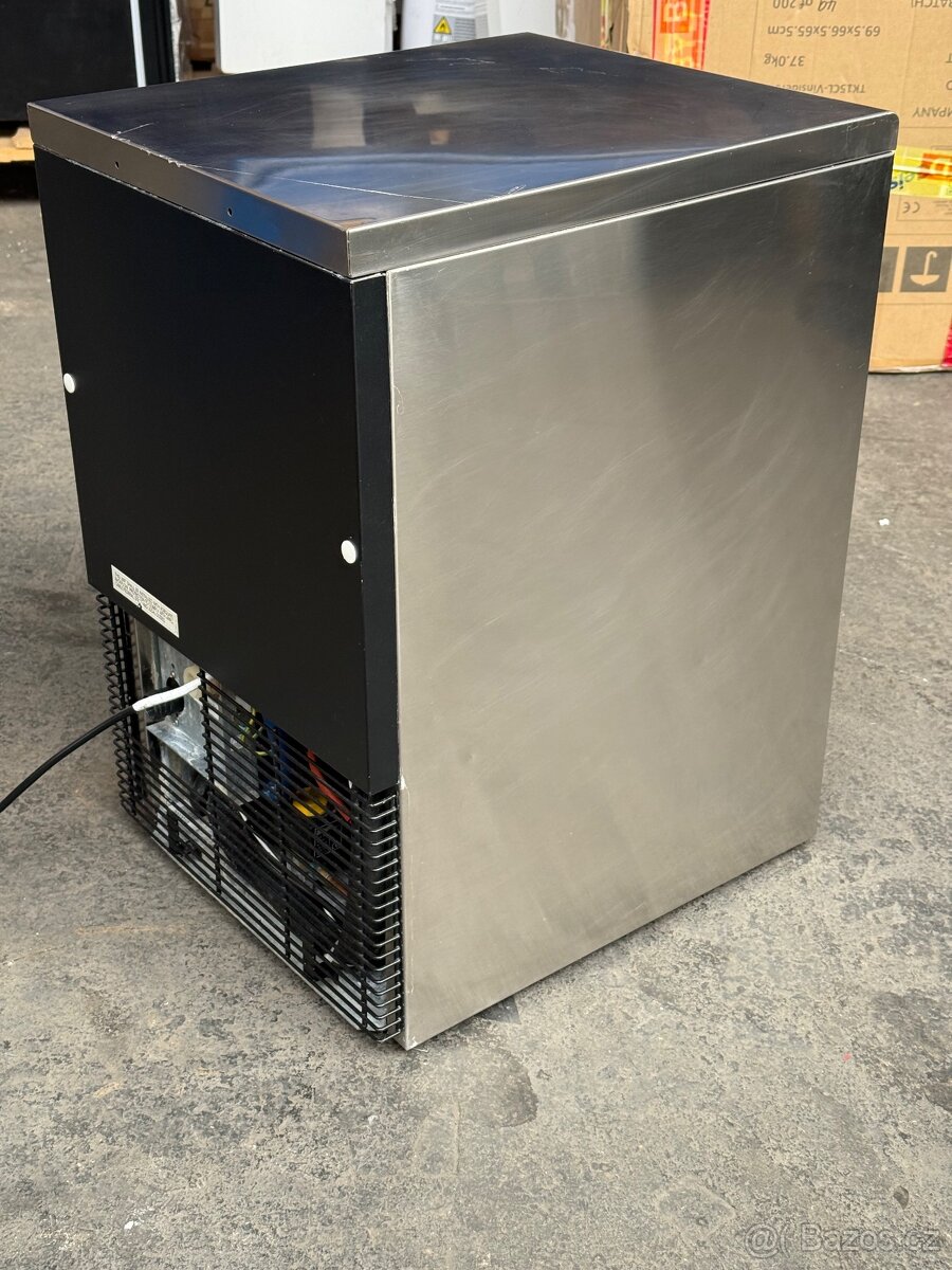 Výrobník ledu Brema CB 249 A. Záruka - 7