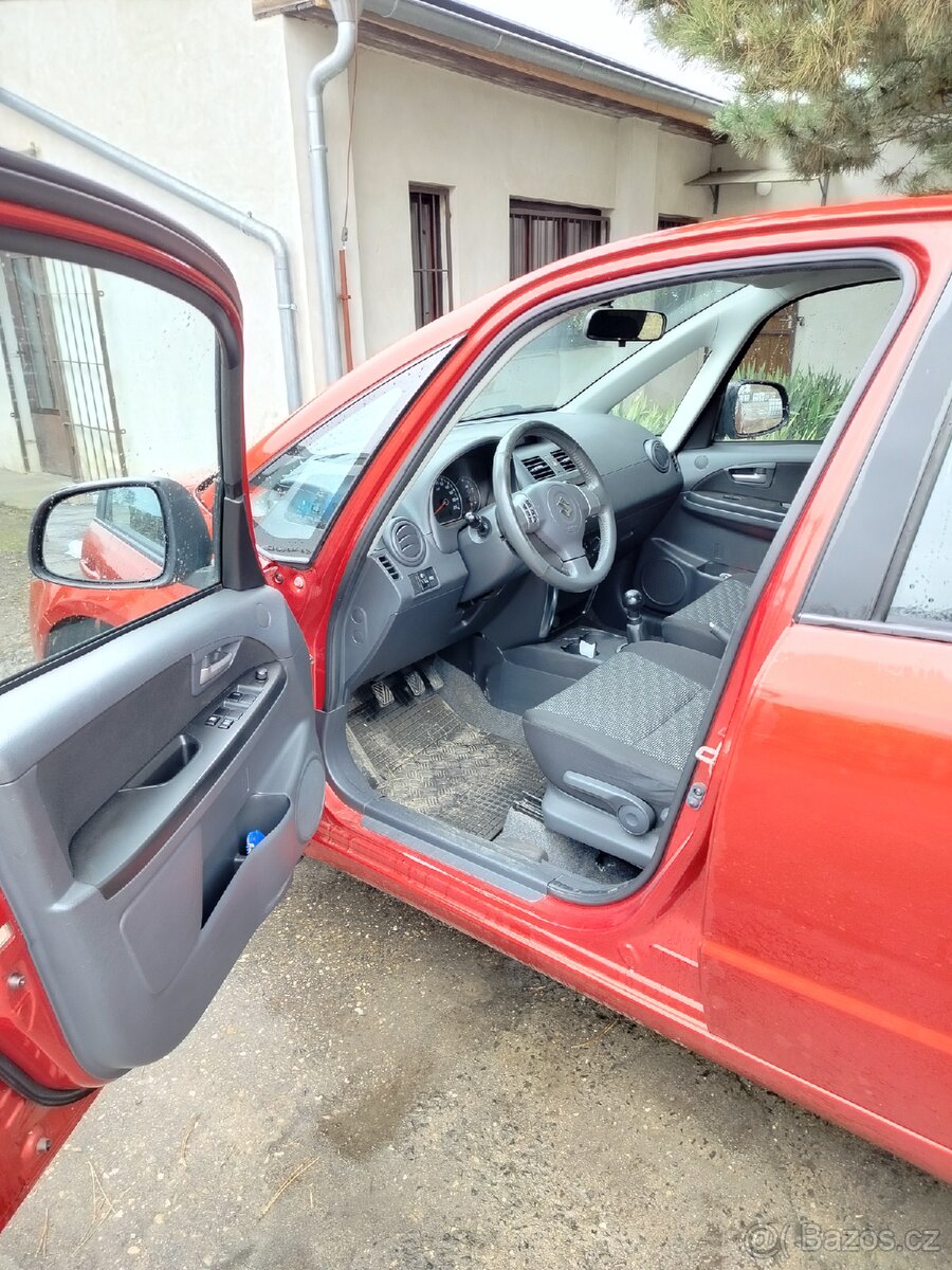 Suzuki sx4 - 7