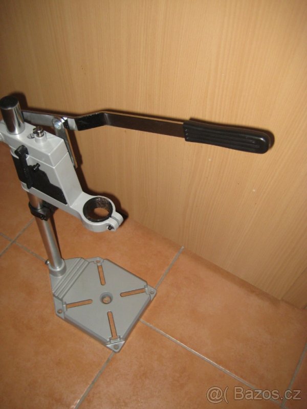 Stojan na vrtačku. - 7