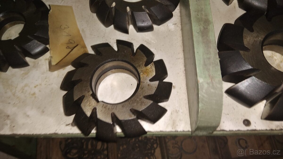 Upínací trny, modulové frézy a jíné nástroje - 7