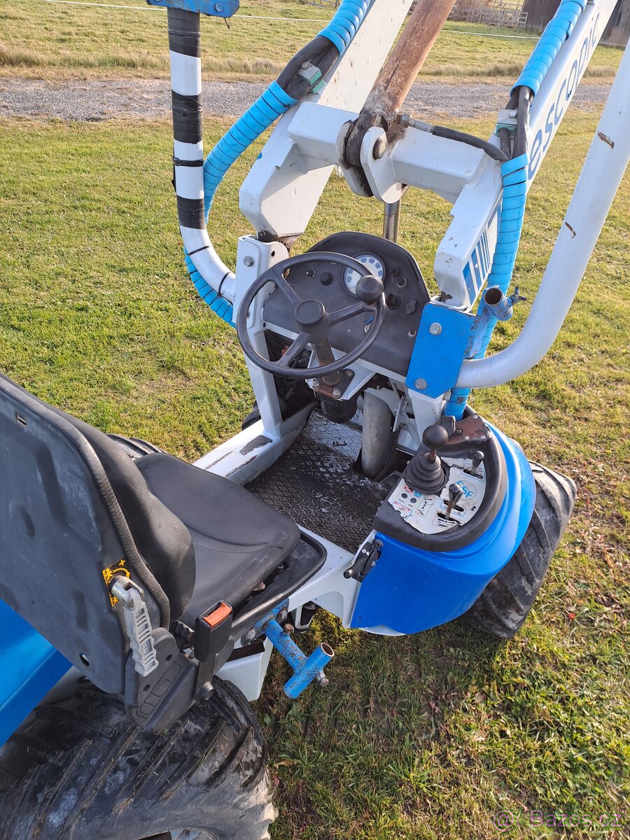 Multione SL 30 D nakladač kolový , 4x4, teleskop (avant) - 7