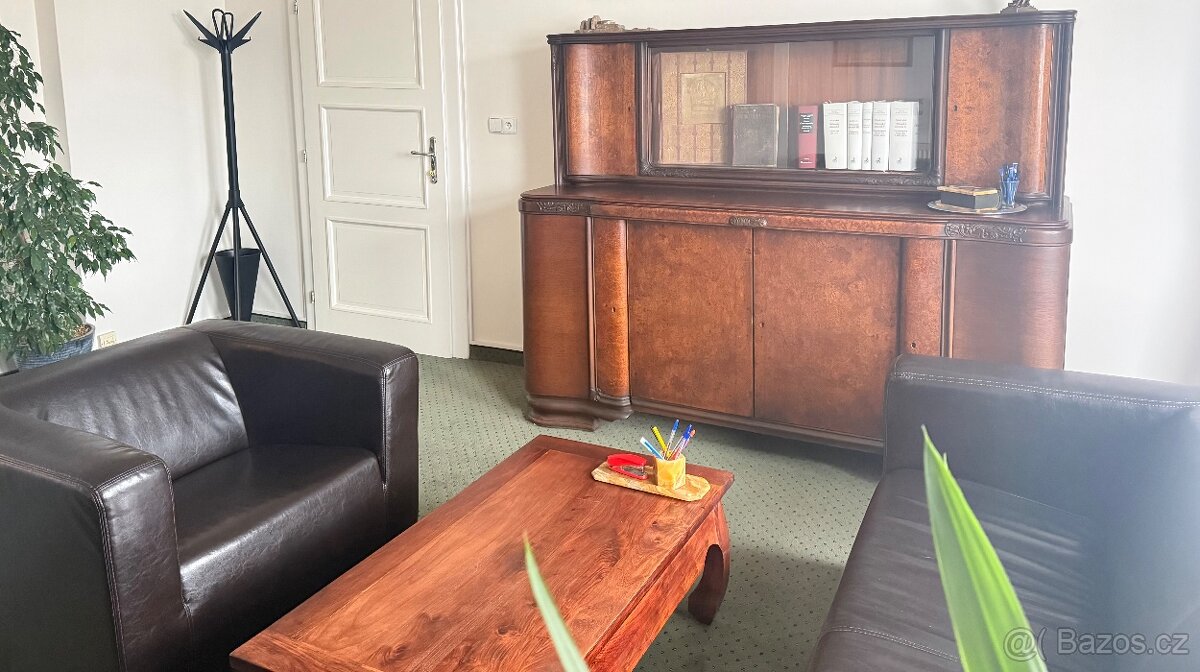 Stylová retro komoda - 7