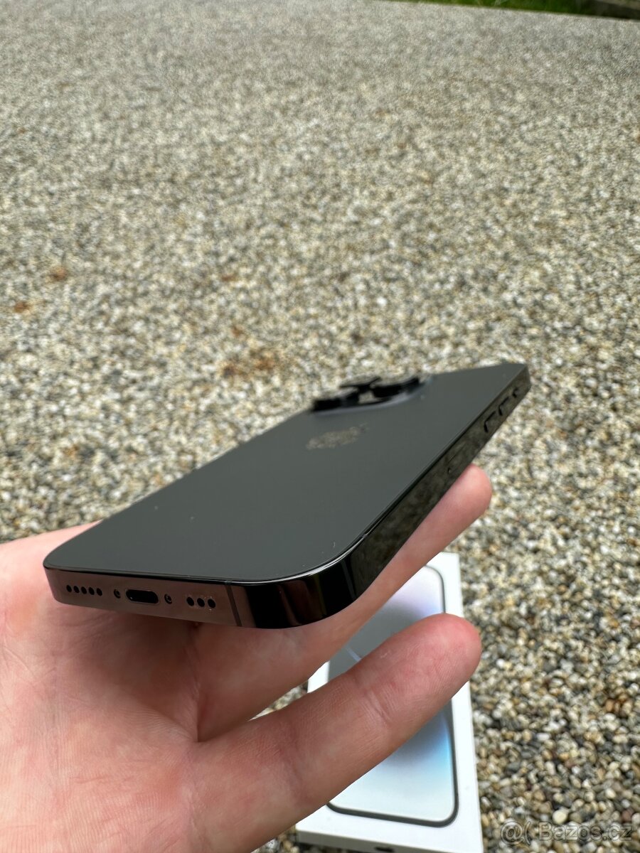 IPhone 14 pro - baterie - 100% - 7