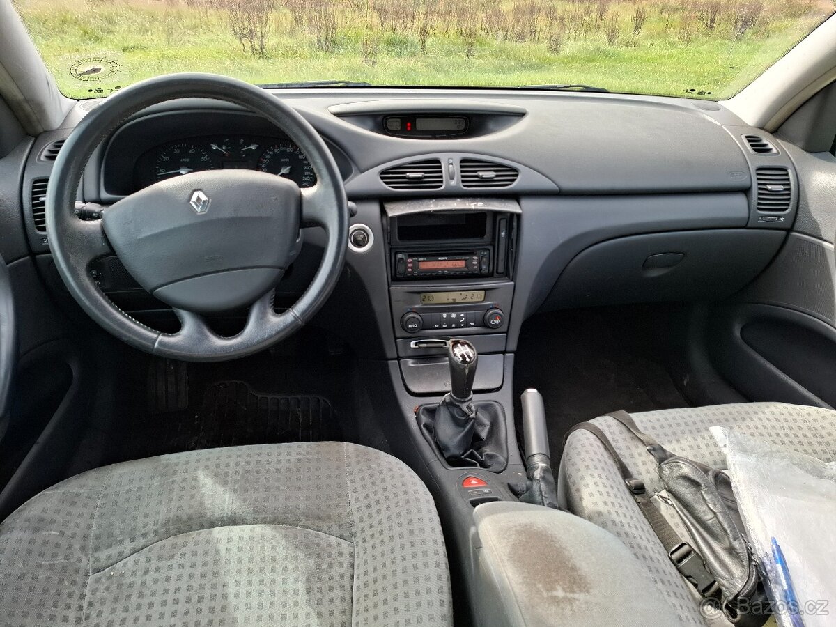 Renault Laguna 1.8i Klima Model 2003../// Na opravu/// - 7