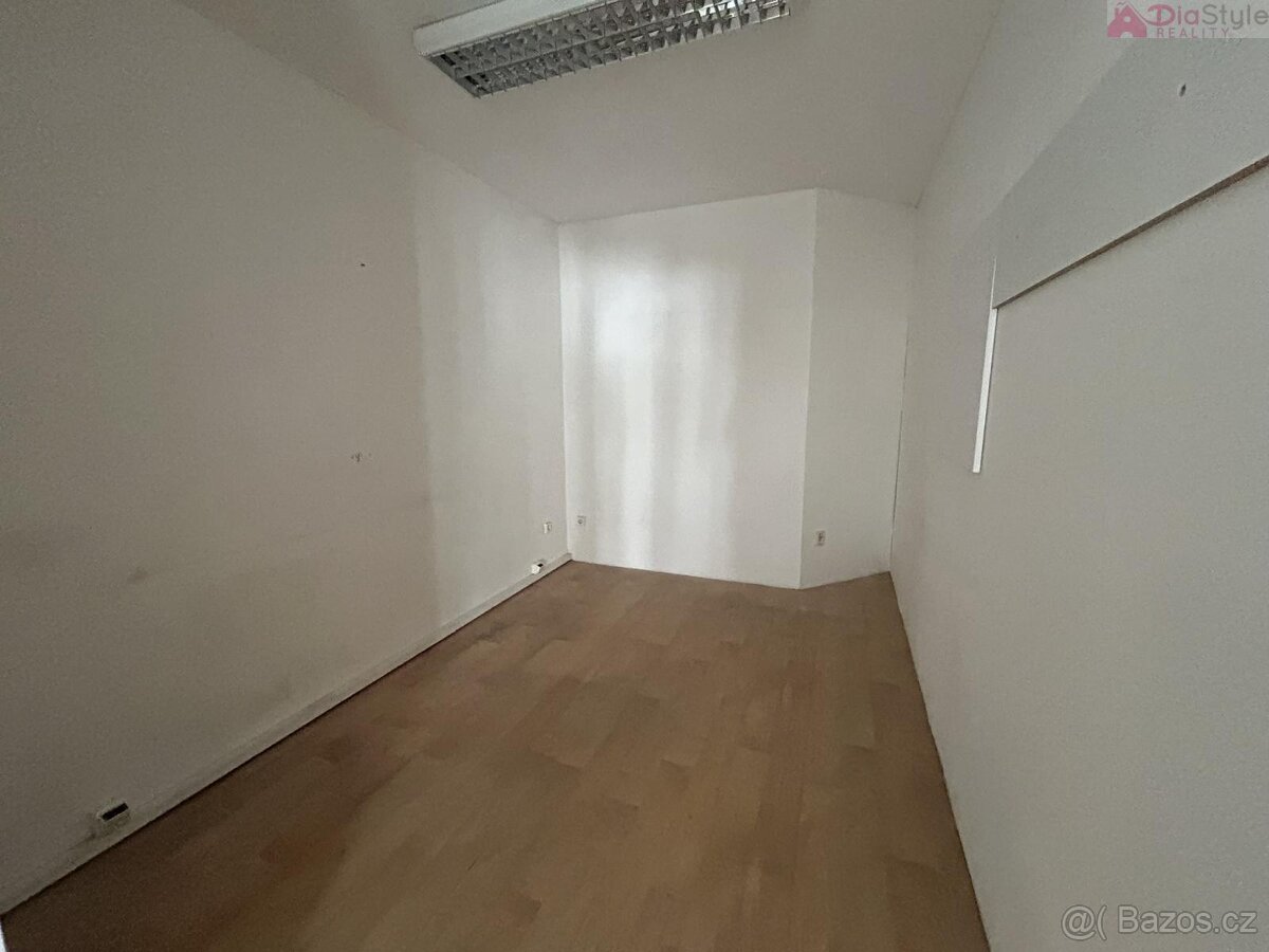 Pronájem prostor Vsetín - 7
