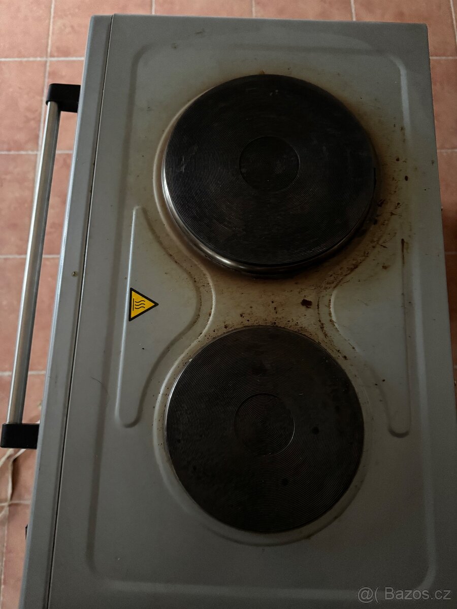 Dvouplotýnka s troubou - 7