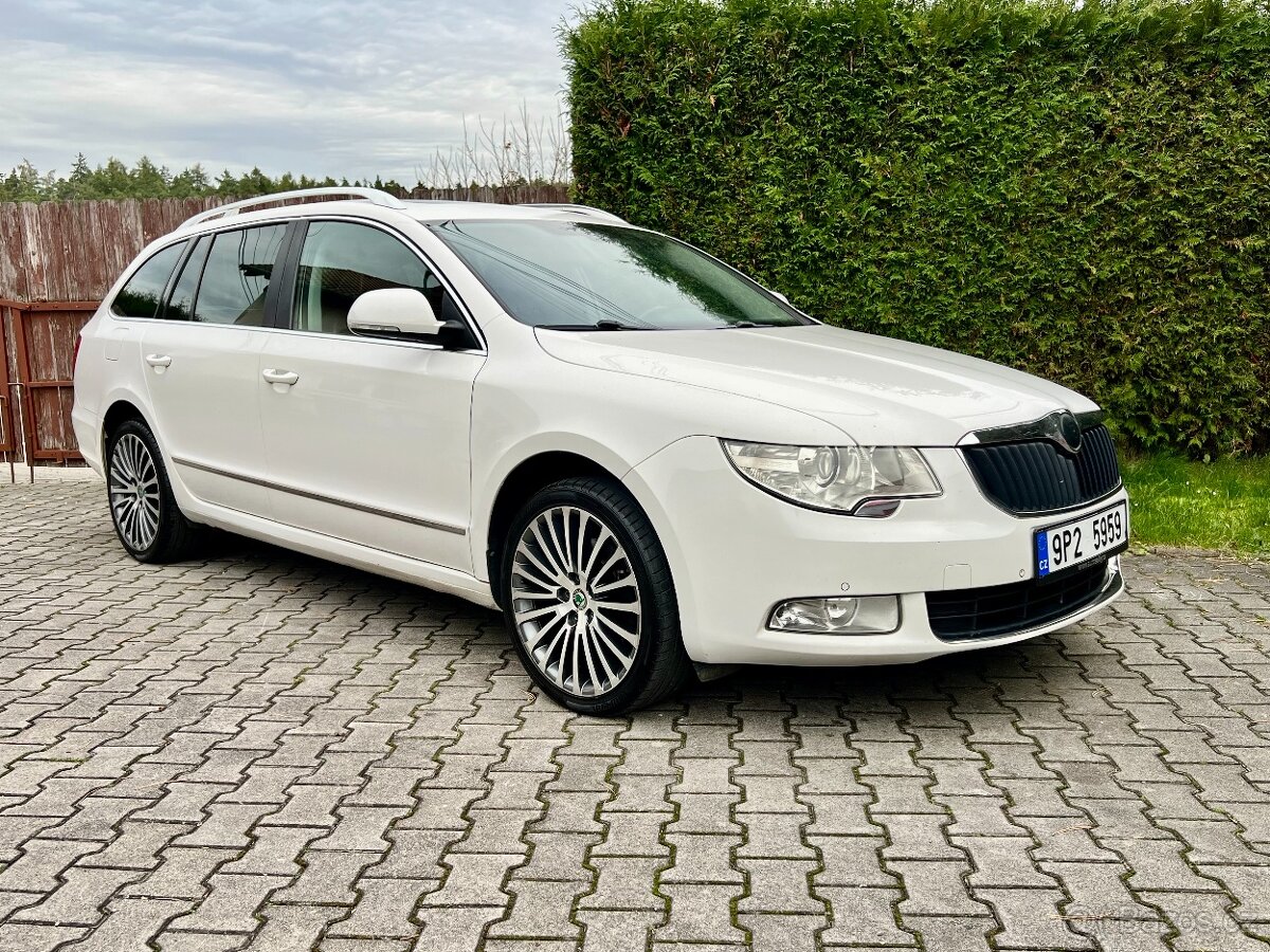 Škoda Superb 2,0 TDi L&K DSG PANORAMA / 2013 - 7