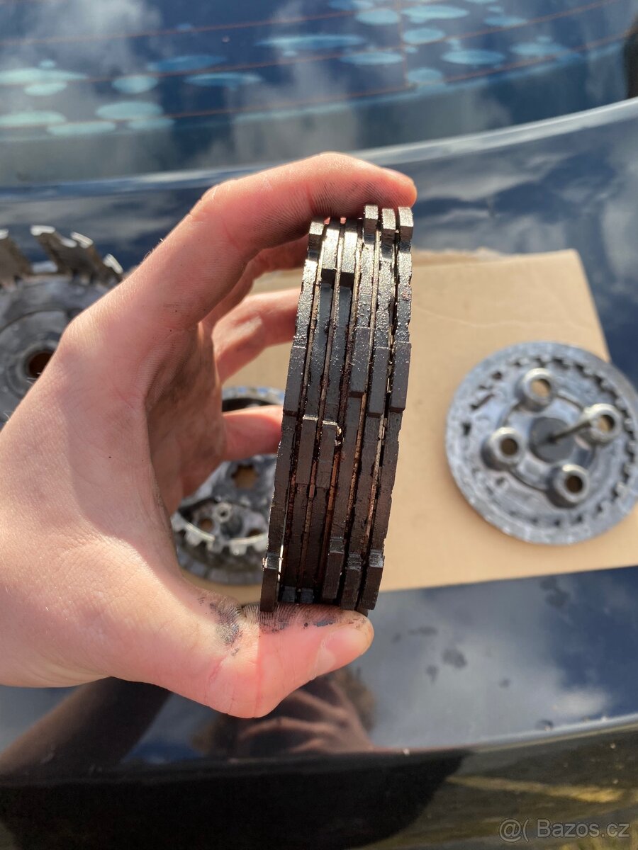 Spojka Yamaha dt 125 - 7