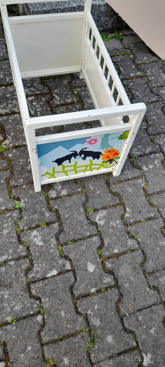 Dřevěná postýlka pro panenky - 7