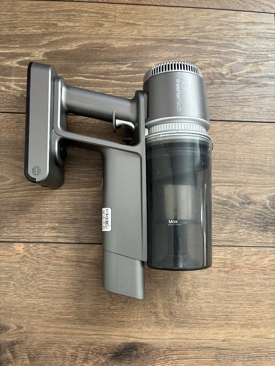 Tyčový vysavač - 7