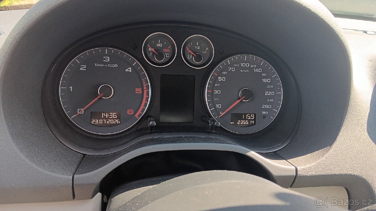 Prodám audi a3 2010 1.6tdi - 7