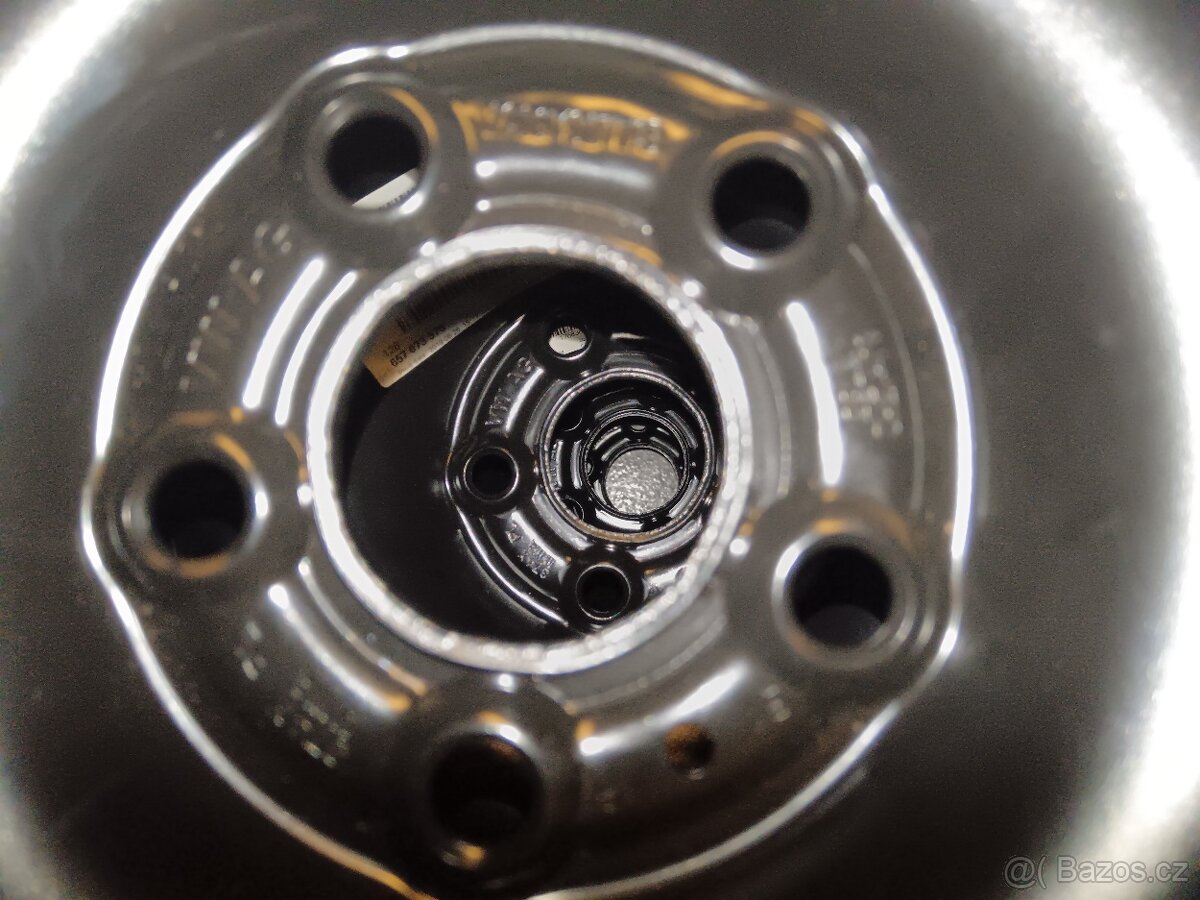 15" ORIGINAL SKODA SCALA r.v. 2019, rozteč 5x100 - 7