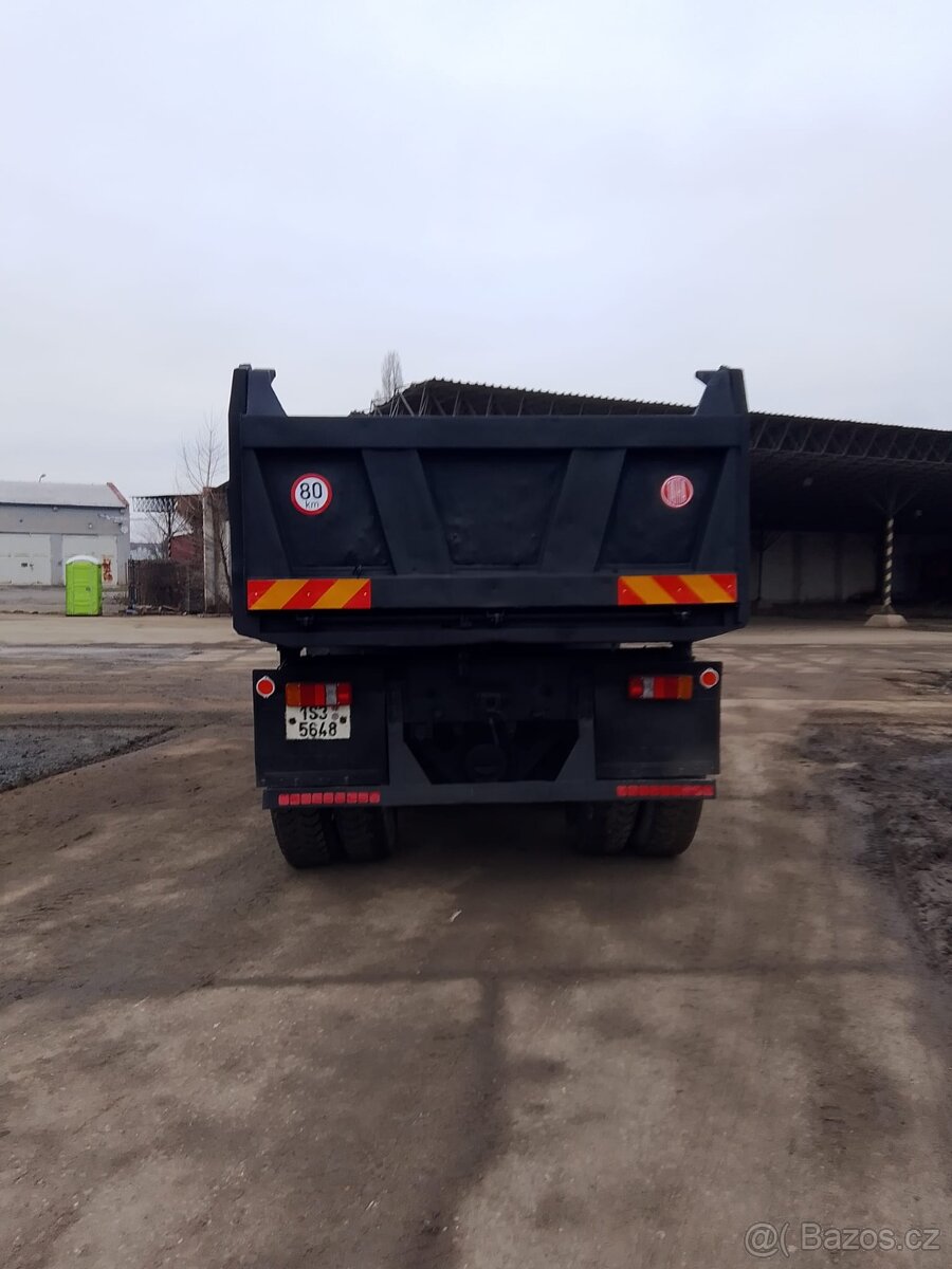 Tatra 815 sklápěč - 7