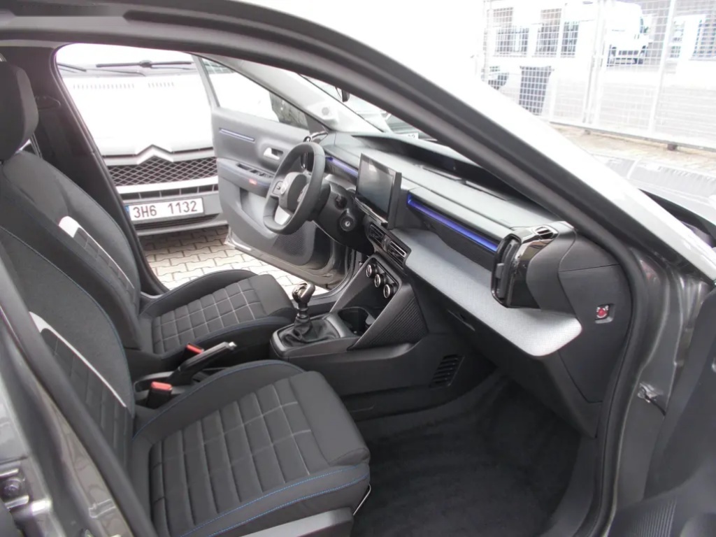 Citroën C3, PLUS Turbo 100k MANUAL 1 - 7