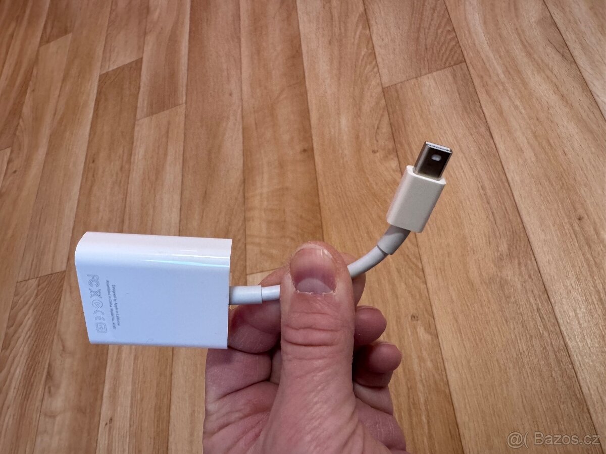 Apple kabely – iPhone + VGA MacBook Air TOP STAVe - 7