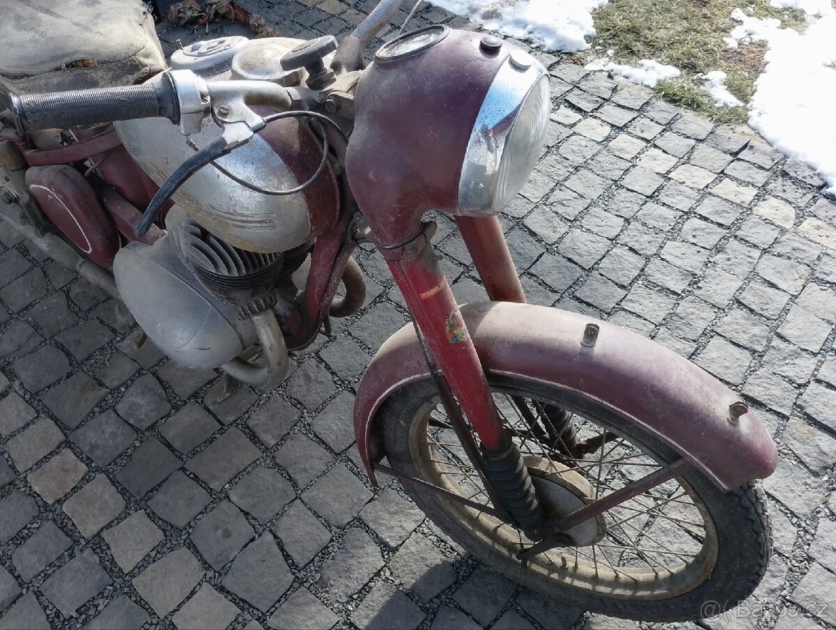 Jawa Pérák 350 - 7