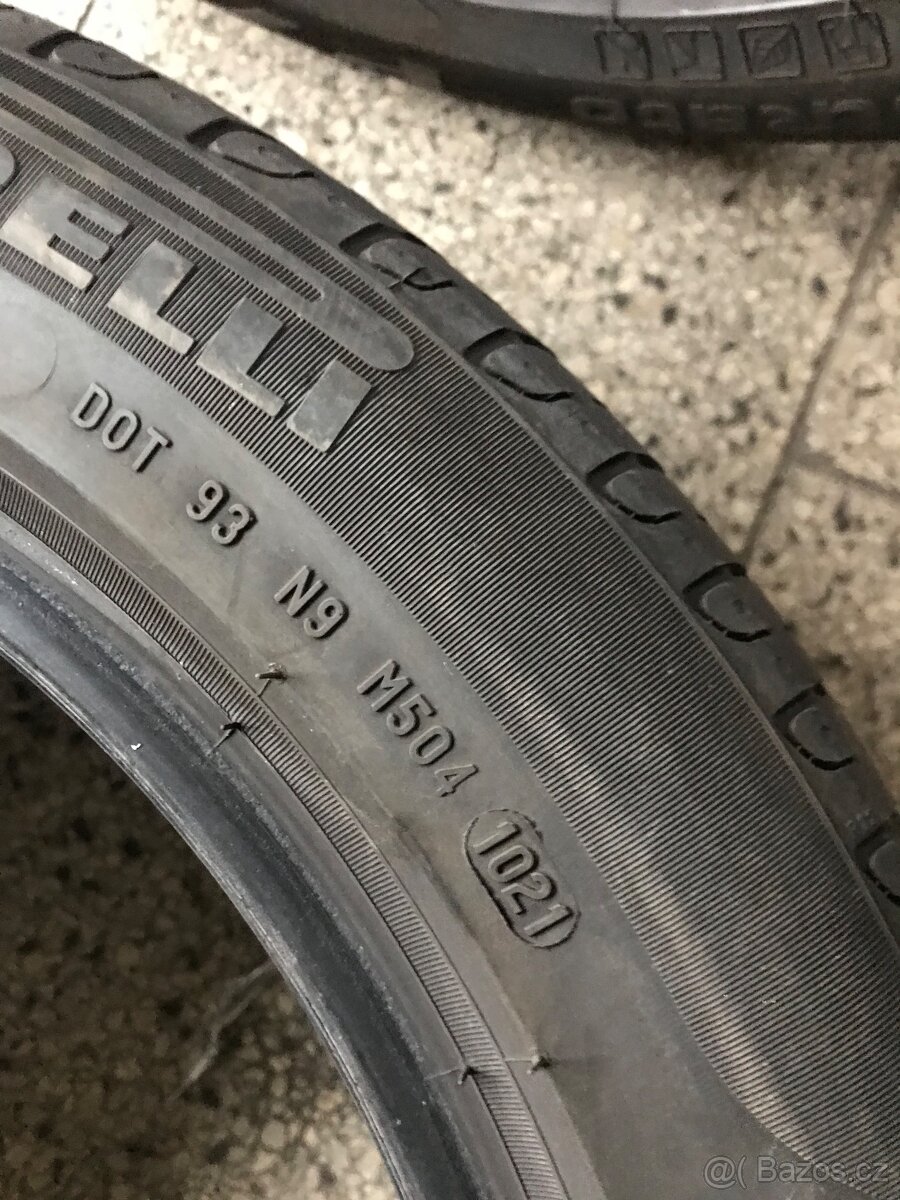 205/55/17 prodám 2 ks pneu - 7