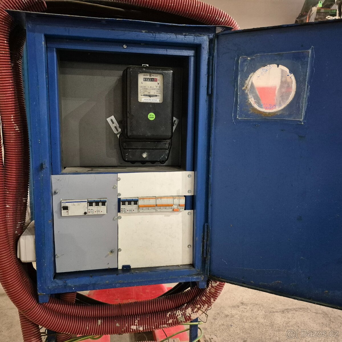 prodám stavební rozvaděč -C- - 7