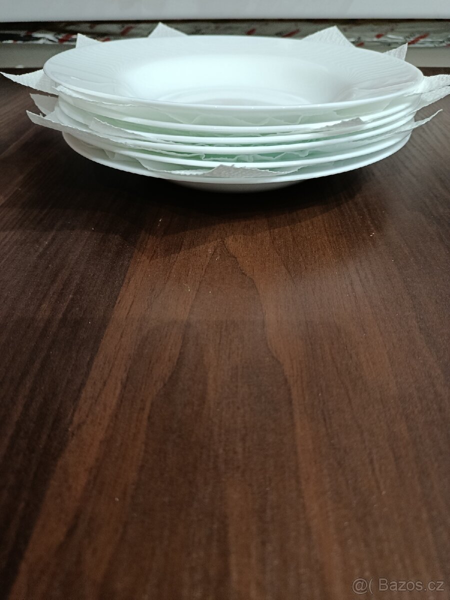 Talíře bílé, šedobílé - 7