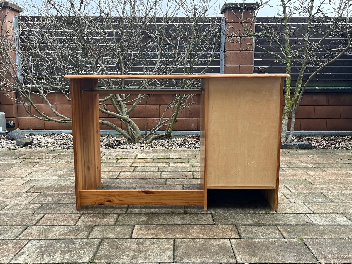 Borovicový psací stůl - 7