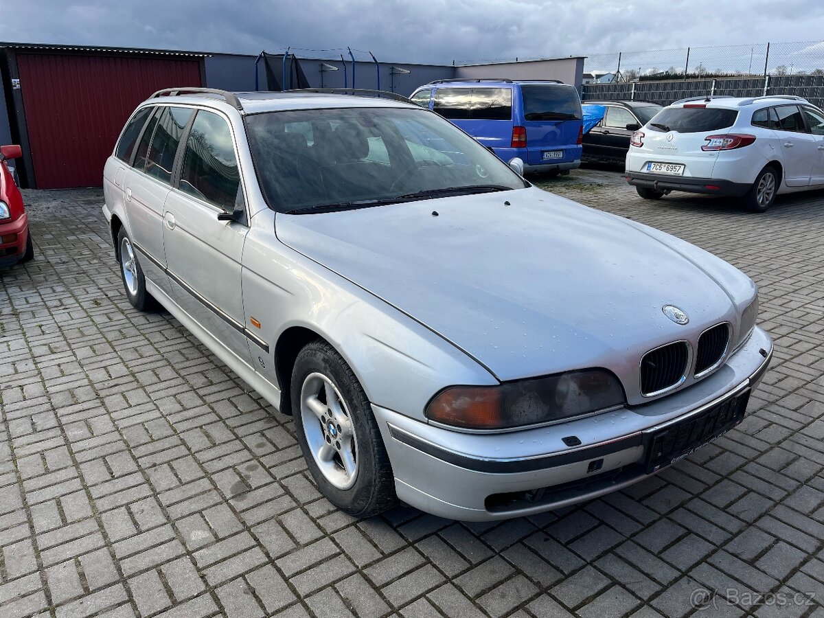 Náhradní díly Bmw e39 525d touring 2000 titansilber - 7