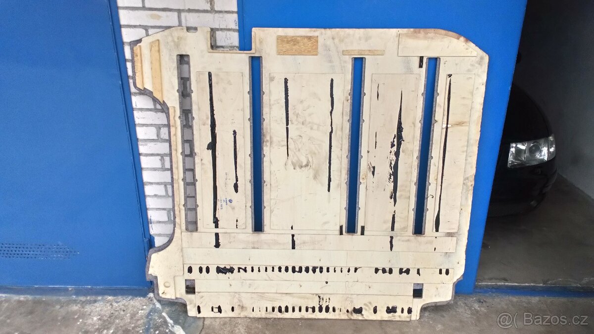 Podlaha Multivan T4 - 7