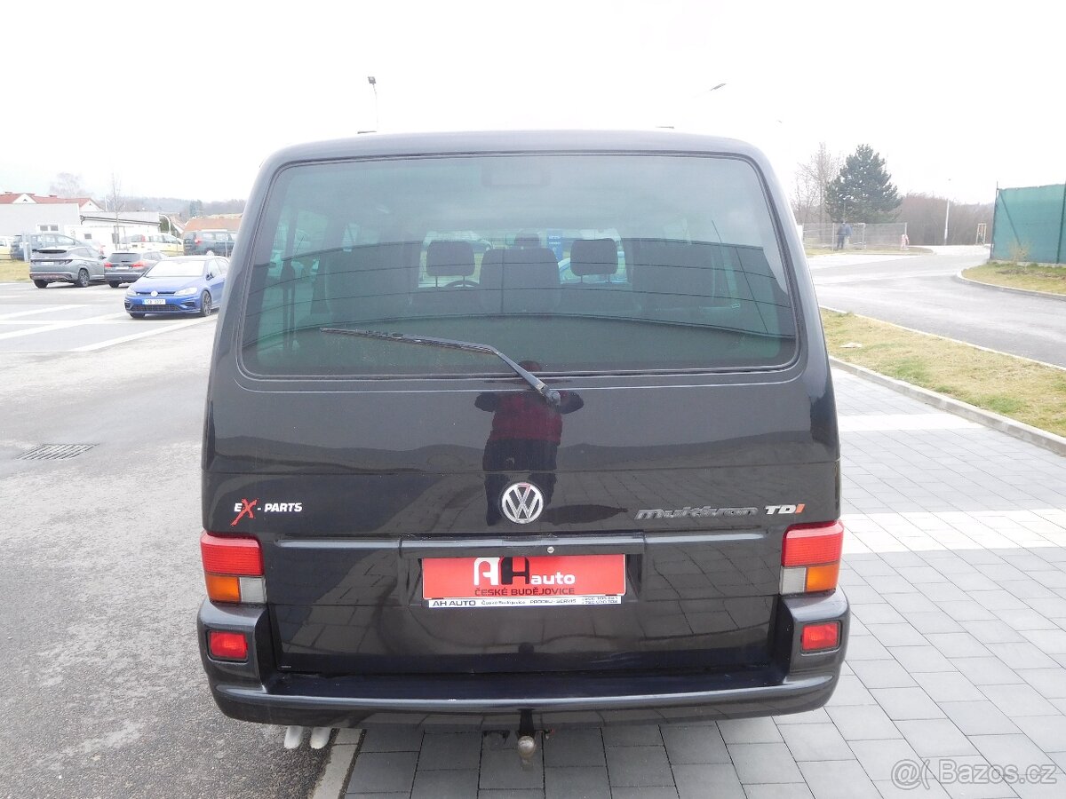 Volkswagen MULTIVAN 2.5TDi Generation, 111 kW, 7.Míst - 7