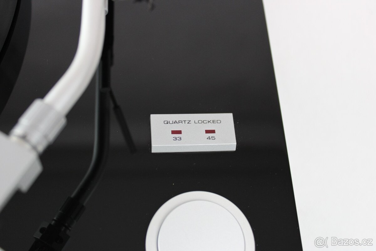 Gramofón YAMAHA GT-750 (2 - 7