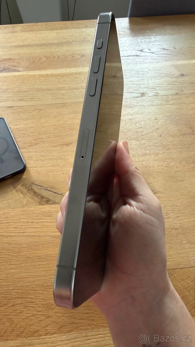 Iphone 15 pro max 256GB přírodní titan - 7