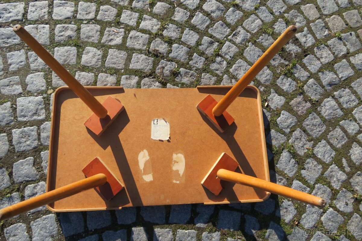 Starý stoleček - 7