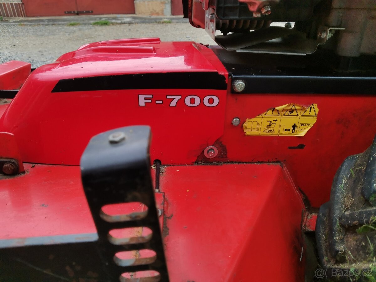 Prodám mulčovač VARI F700 - 7