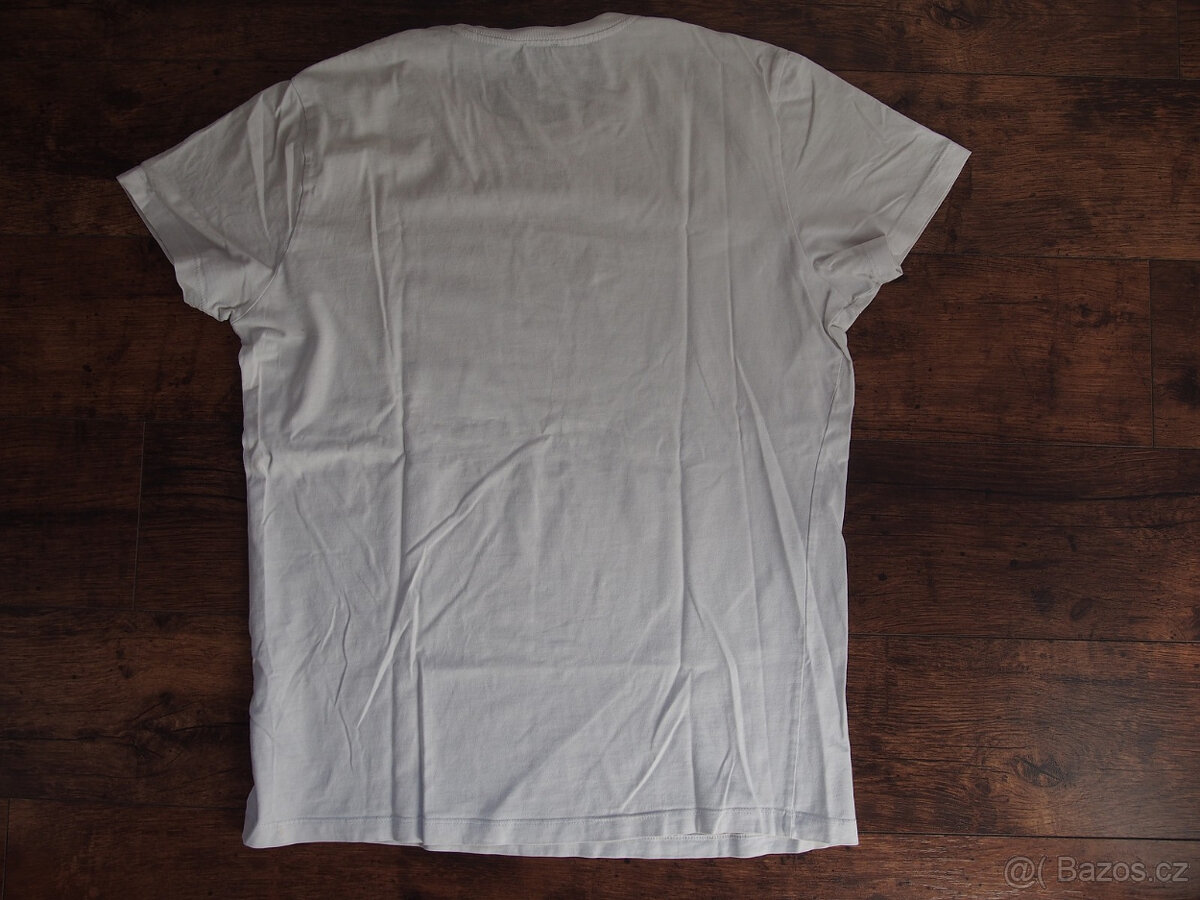 Značková pánská trička a košile - 7