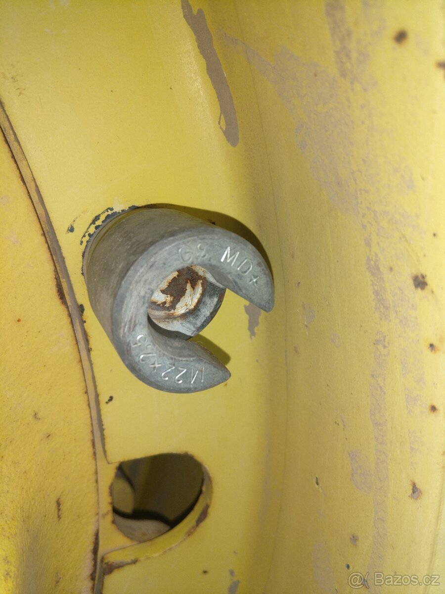 JOHN DEERE dvoumontáž - 7