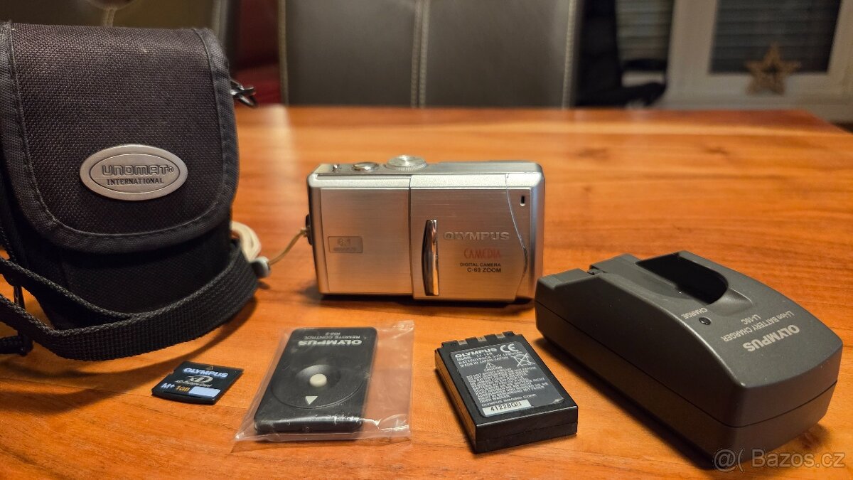 OLYMPUS C-60, ZOOM Camedia - 7