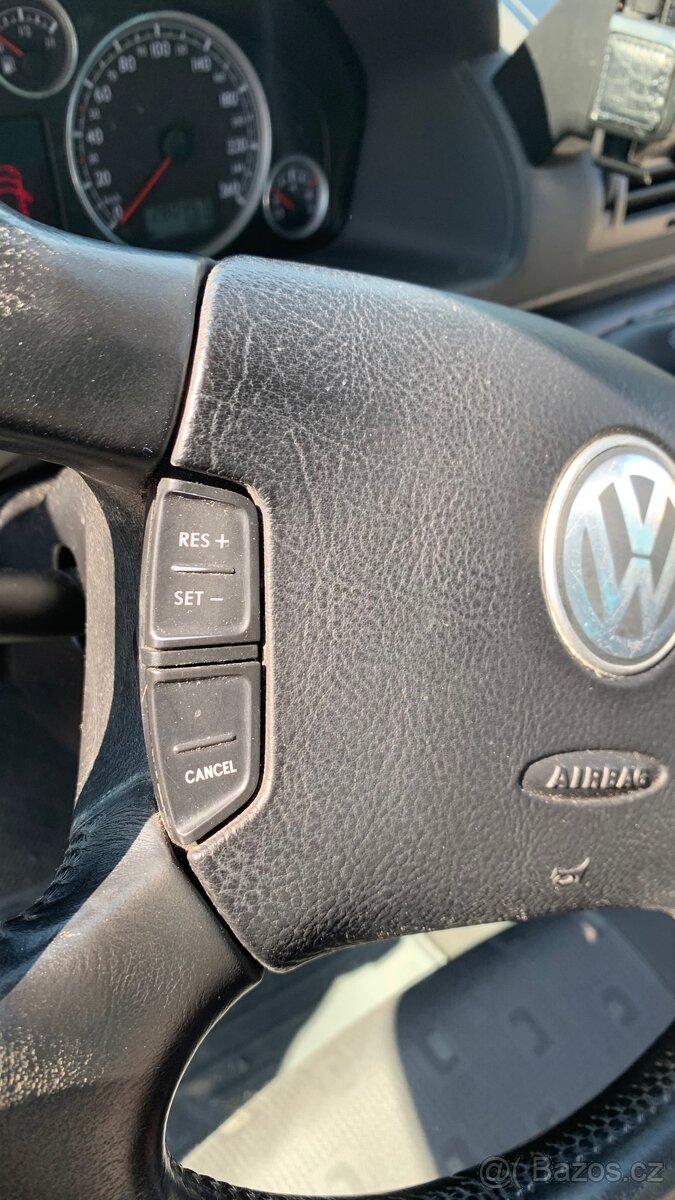 VW Sharan 2005 1.9TDI ASZ 96kw 7 místné - 7