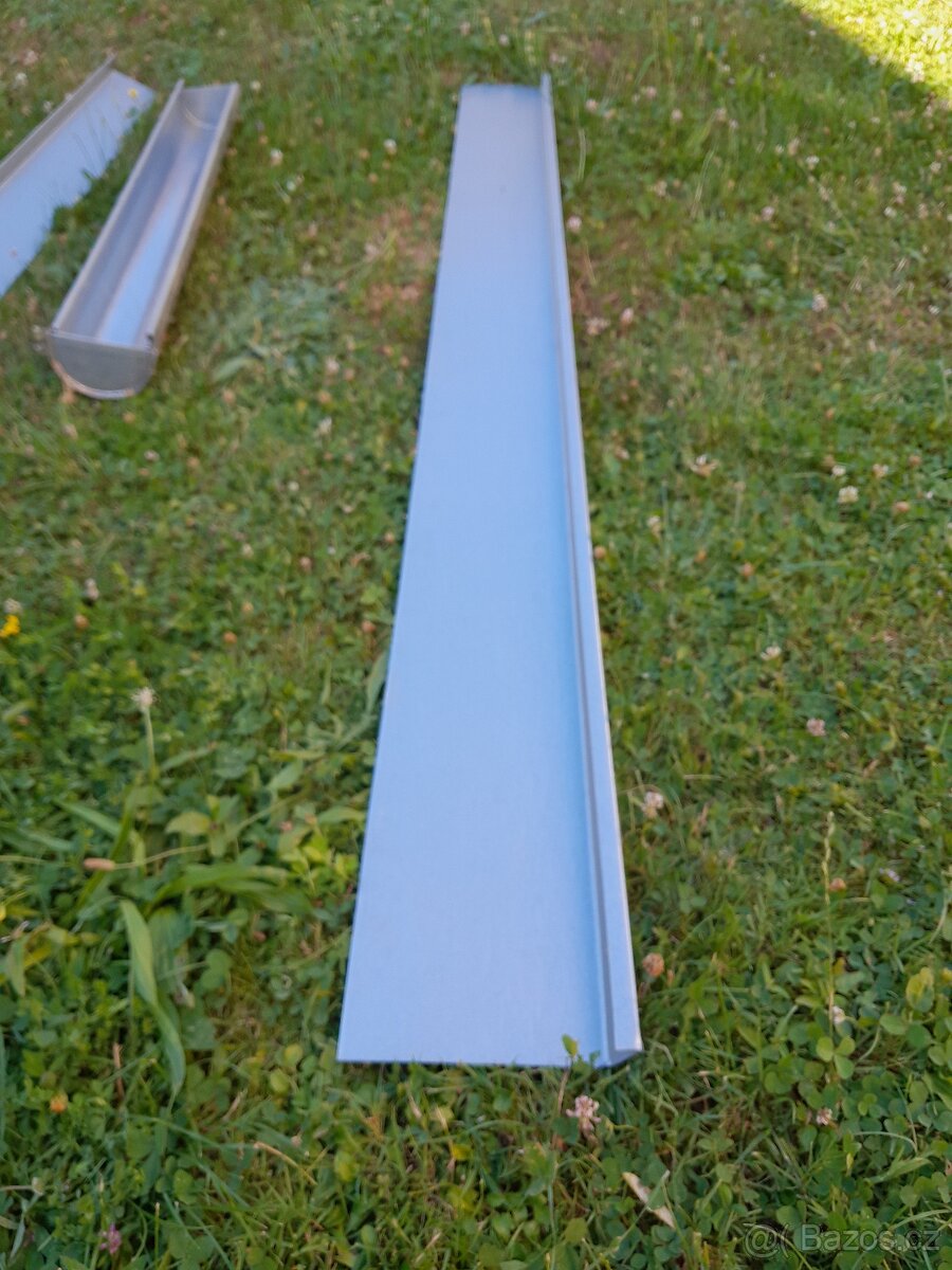 Okapy, žlaby, parapety - 7