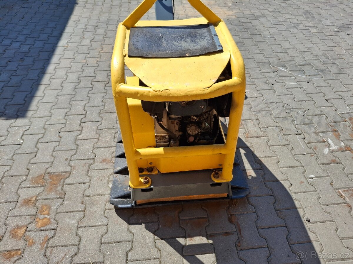 Vibrační deska Husqvarna, Dynapac LG500. - 7