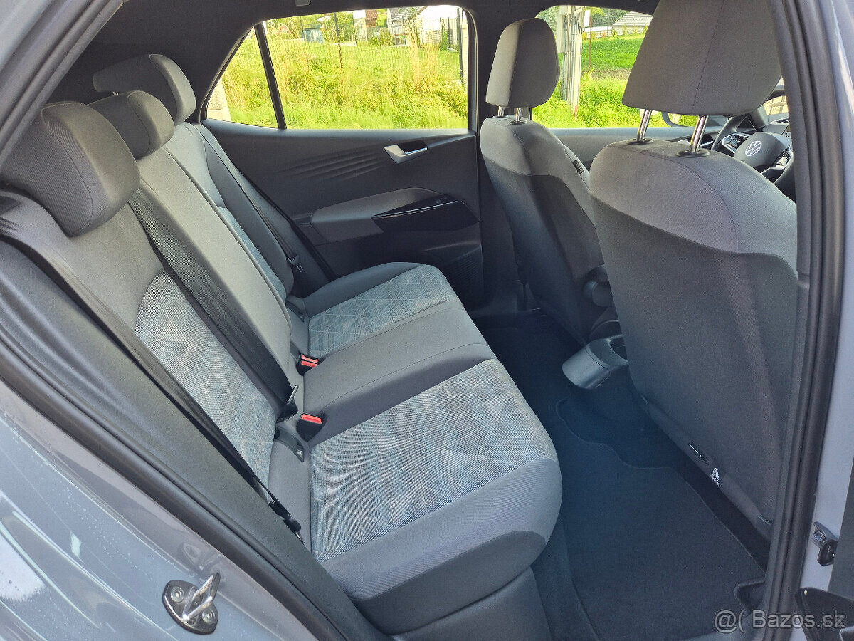 Volkswagen ID.3 Pure Performance 55 KWh, výkon 110 KW - 7