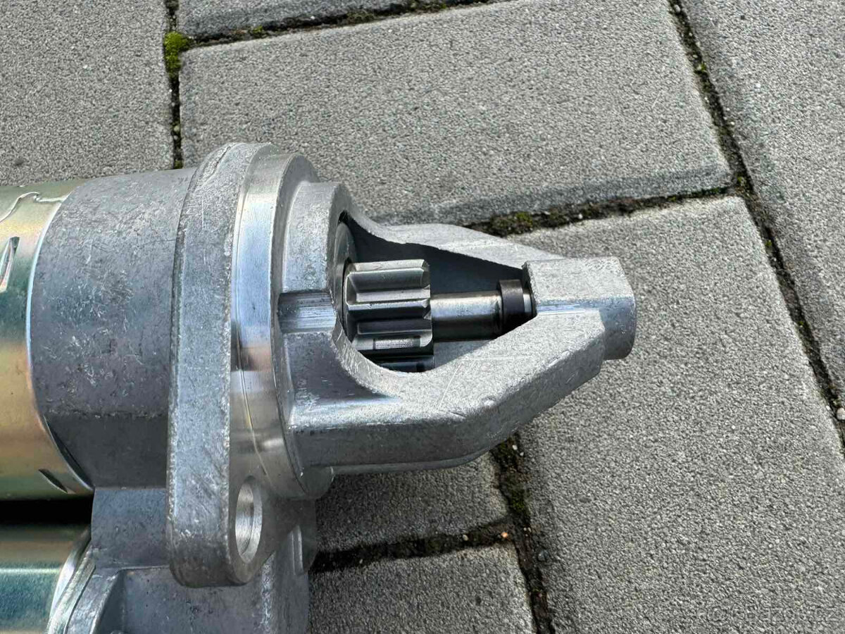 Volha Gaz 21, 24, UAZ, nový startér ,Tel 608 445 411 - 7